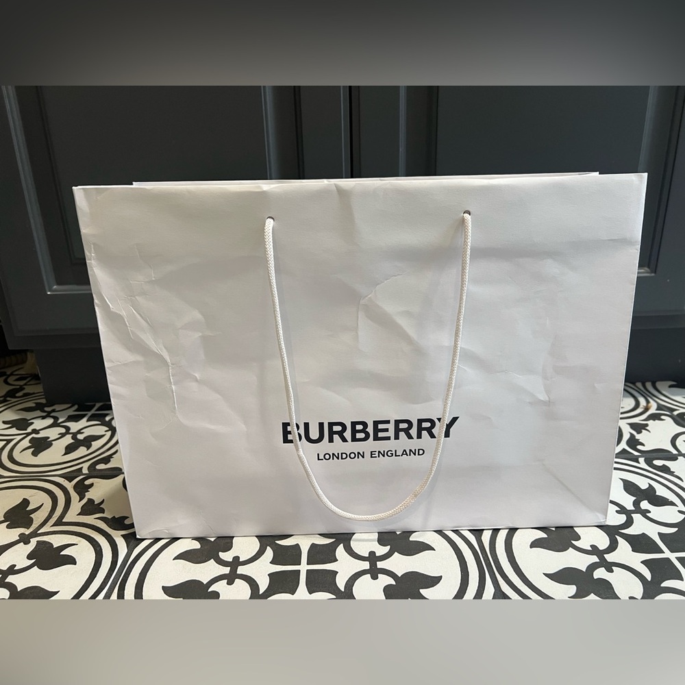 Burberry Shopping Bag - Picture 1 of 8